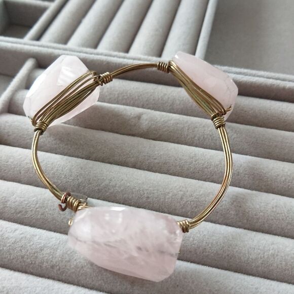 Bourbon & bowties pink stones bangle - Picture 1 of 8